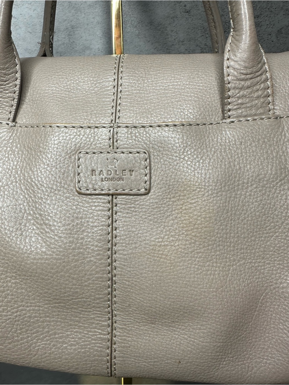 Radley London Pebbled Leather Satchel Crossbody Shoulder Bag Purse - Picture 5 of 10